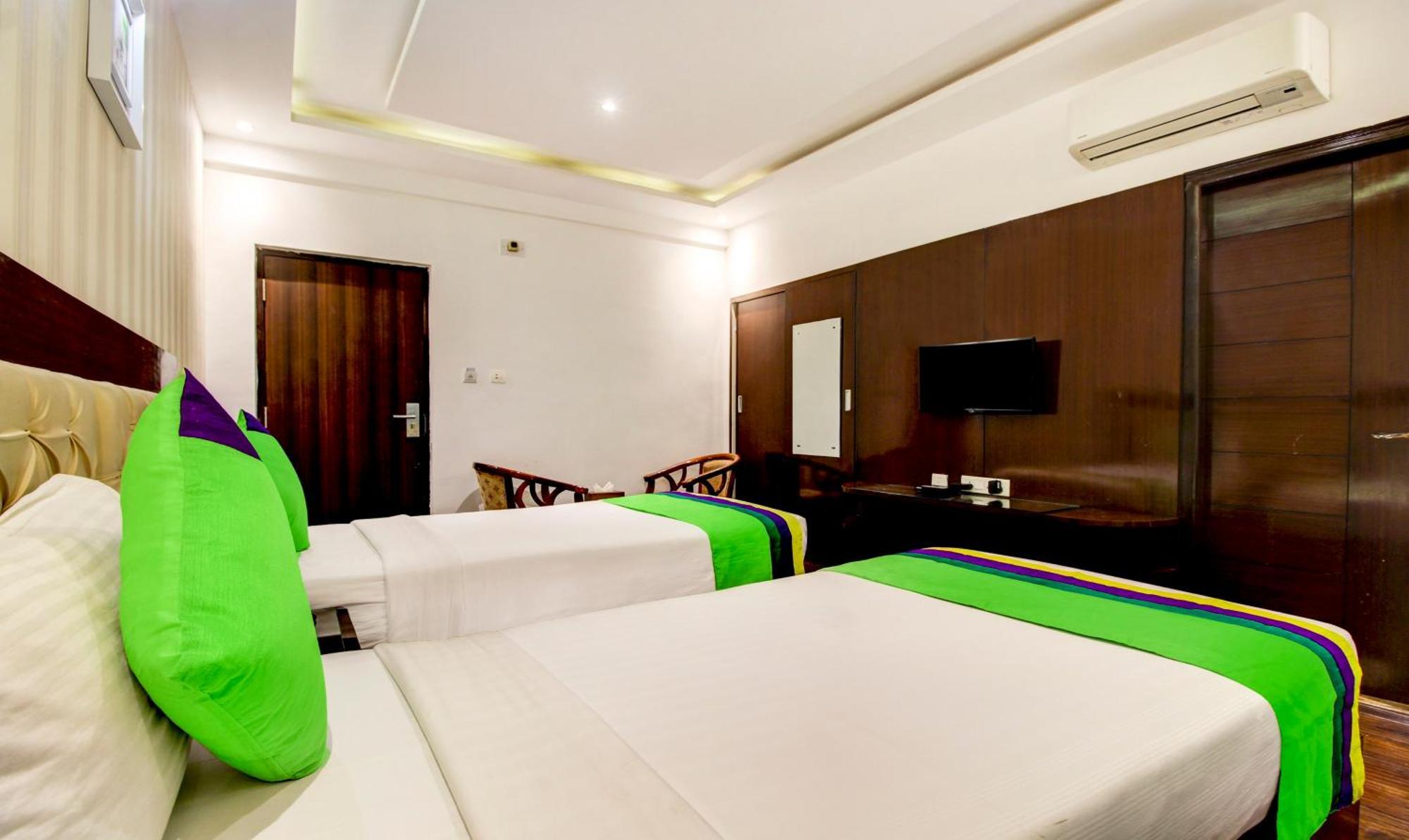 Treebo The Sai Leela Suites R T Nagar バンガロール エクステリア 写真